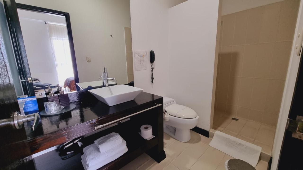 Habitat Suites Hotel Pereira Kültér fotó
